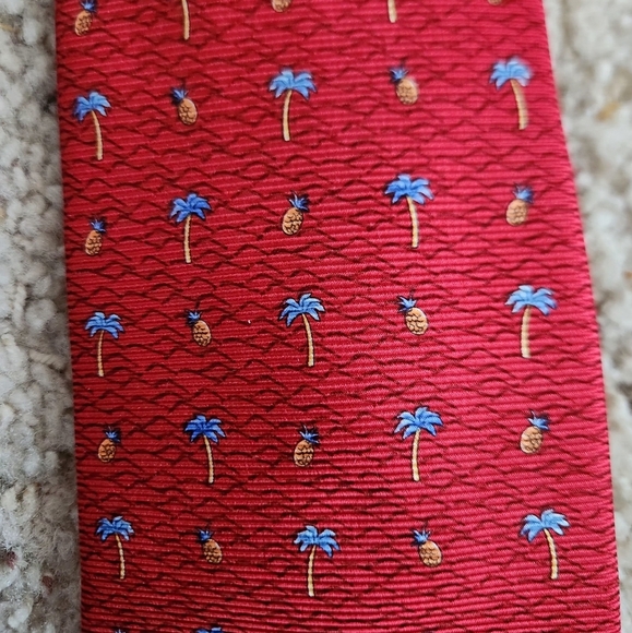 Tommy Hilfiger Mens Dress Tie Bundle Sail Boat Pineapple Palm Beach 100% Silk - Picture 4 of 7